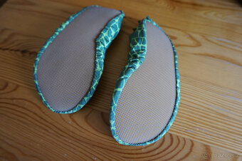 dětské látkové cvičky/přezůvky/boty na ven - vel. 25/26 - 5