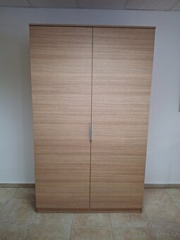 Postel se skříní a komodou - 5