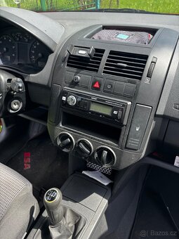 Volkswagen Polo - 5