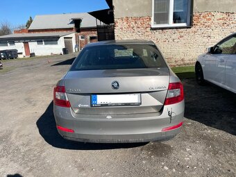 Škoda Octavia 1.6TDi 77kw, r.10/2014, klima - 5