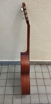 Stará kytara Höfner HS 513. - 5
