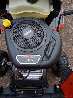 Zahradni traktor HUSQVARNA CTH 126 - 5