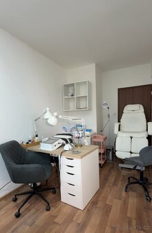 Prodej plně vybaveného beauty studia v centru Prahy - 5
