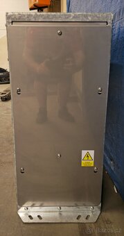 Napájecí žlab pro skot - 5