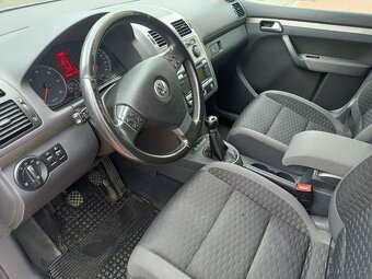 VW Touran 2007 1.9 TDi,7míst,Websto,automatické parkování - 5