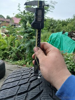 Nokian 255/35 r19 - 5