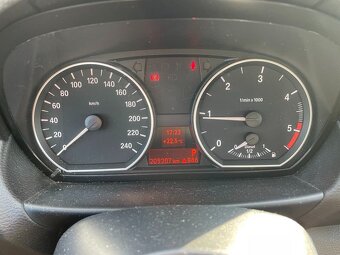BMW Řada 1, 2.0 118dA, E87, 105kw - 5
