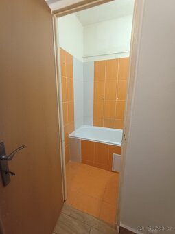 Pronajmu krásný byt 1+1 s balkonem v Berouně. - 5