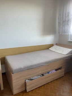 Postel s šuplíkem a roštem - 5