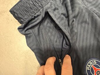 Sportovní kraťasy Nike, vel. 137-147 cm - 5