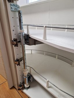 Utrusta výsuvné police / ledviny - 5