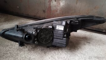 Přední svetla Hyundai i30 - 5