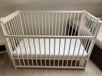 Dřevěná dětská postýlka - 5