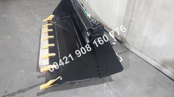 Prodám novou kombinovanou lopatu, žralok 4v1 lžíce, klapačka - 5