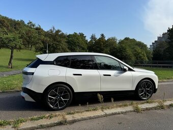 BMWi iX xDrive50, 385kW - 5