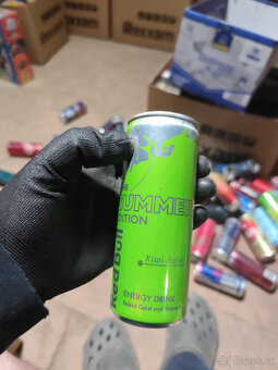 Plechovky od Energy Drinků Red Bull 1 - 5