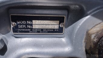 loď motor 60 hp přívěs - 5