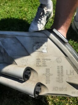 Přední levé a pravé predni světla na Škodu Octavii před fl - 5