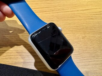 Apple Watch Series 3, 42mm GPS, nová baterie - 5