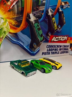 Hot wheels - 5