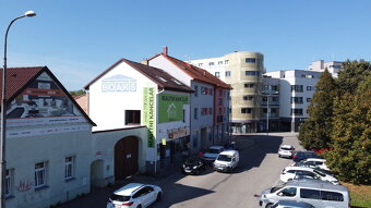 Rodinný dům s obchodními prostory, podnikání, širší centrum - 5