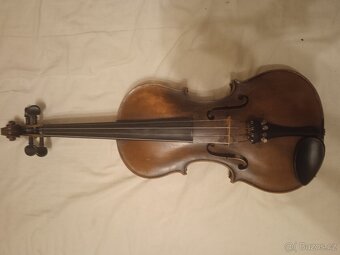 Staré 4/4 housle - 5