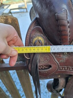 Prodám westernové sedlo 16" - 5