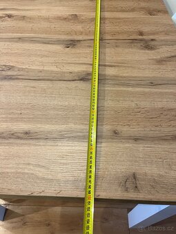 Kuchyňský jídelní stůl se 4 židlemi - 5