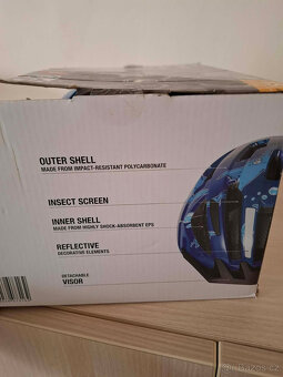 Dětská helma na kolo se zadním světlem - nová - 5