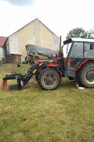 AKCE -- Nový čelní nakladač TUR 3 - 5