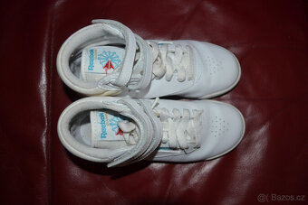 Reebok kotníkové boty na aerobik vel. 30,5 - 5