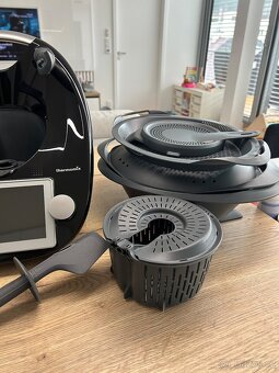 Černý Thermomix 6 +nová nádoba - 5