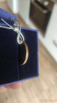 prsten značky Swarovski .průměr -18mm - 5