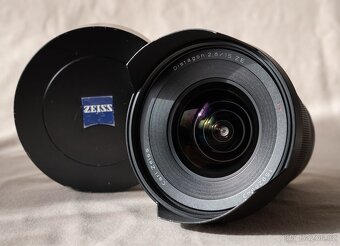Carl Zeiss 2,8/15 Distagon ZE (pro Canon EF) - 5