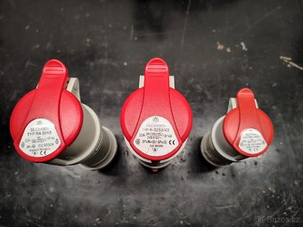 Zástrčky 400V 16A, 32A a adaptéry - 5