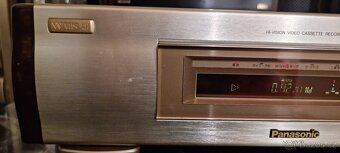 Panasonic NV WV10 Hi-Vision / W-VHS - 5