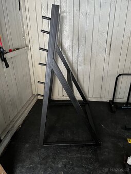 Posilovací stojan - 5