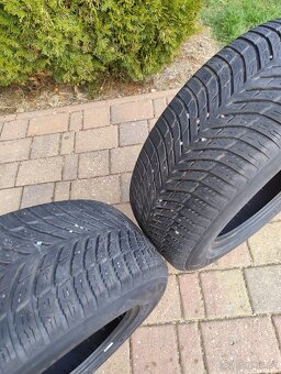 Nokian 215/60r16 - 5