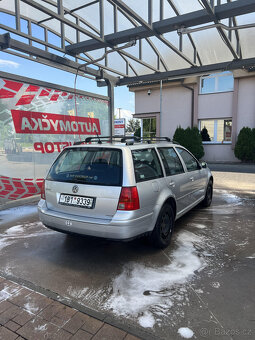 Volkswagem Golf IV 1.6 benzin - 5