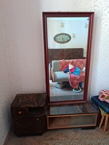 Nábytek ložnice a obývák - 5