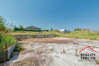 Prodej pozemků na 2x dvojdům (včetně stavebního povolení), 1 - 5