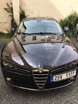 Alfa Romeo 159 1.9jtdm 110kw na díly nebo opravu - 5