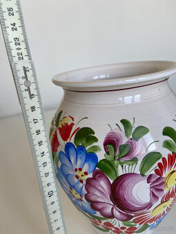 Keramická váza, vázička, chodská keramika. 19,8 cm. - 5