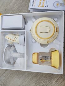 Elektrická odsávačka mléka Medela + další v ceně - 5