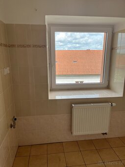 Pronájem bytu v Rožďalovicích - 5