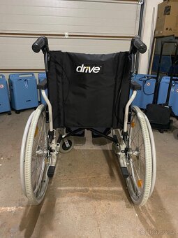 Invalidní vozík velikost 46 - 5