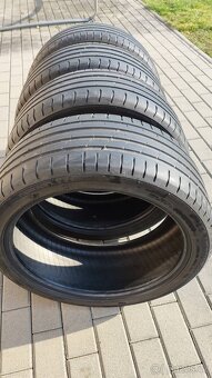 4ks Nokian Powerproof 225/40 R18 - 5