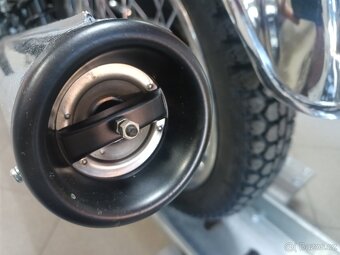 Prodám novou Limitku Jawa 350 2T retro 7 kus ze 40 - 5