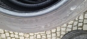 Zimní pneu 215/55/18 R.v.23 7mm - 5