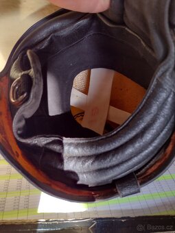 Přilba regulčik na motorku. - 5